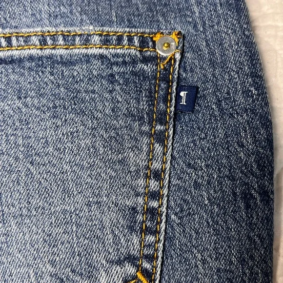 Anthropologie Pilcro The Vintage Straight Medium Wash Distressed Jeans Size 26 - Picture 8 of 11